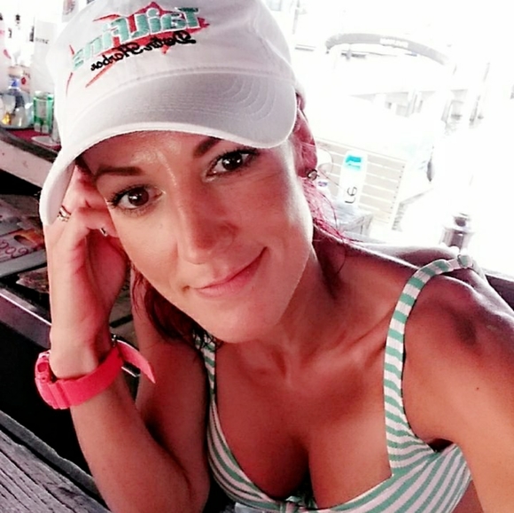 Meet your Posher, Rachel - Picture 9 of 16